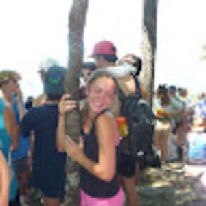 Meet your Posher, Elise